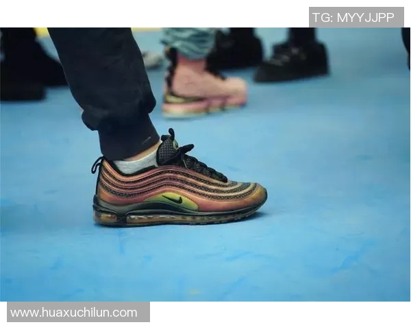 足球明星球鞋珍藏之地揭秘 足坛传奇足迹尽在其中 足球明星球鞋珍藏之地揭秘 足坛传奇足迹尽在其中